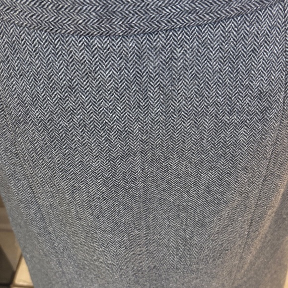 Eddie Bauer Gray Midi Skirt - Picture 6 of 7